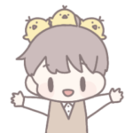 頭にヒヨコのってる男の子